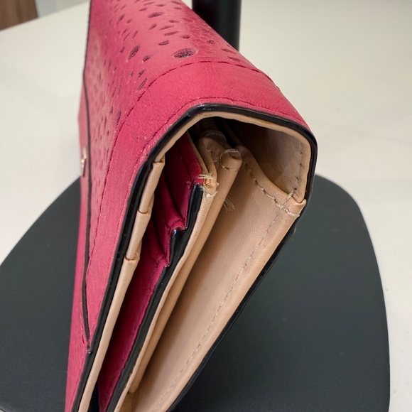 Kate Spade Wallet Bright Rose - Picture 4 of 13
